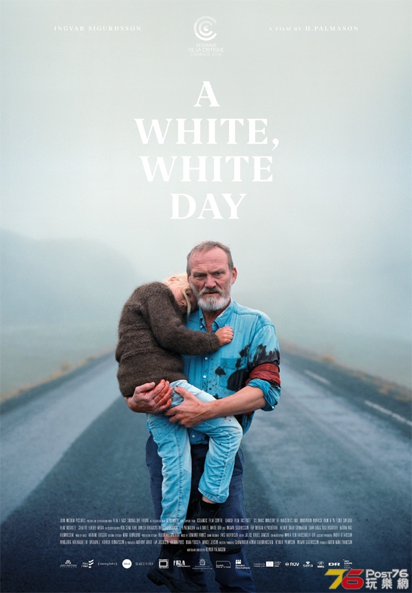 AwhitewhiteDayBigposterUSm59901a.jpg