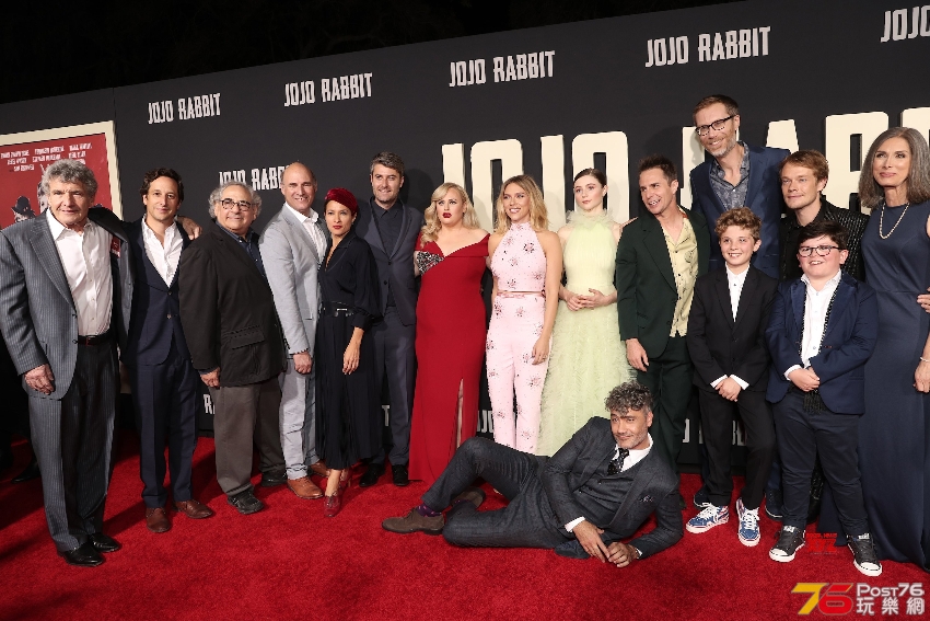 jojo-rabbit-movie-LA-premiere-HD-Gallery-set-1-4.jpg