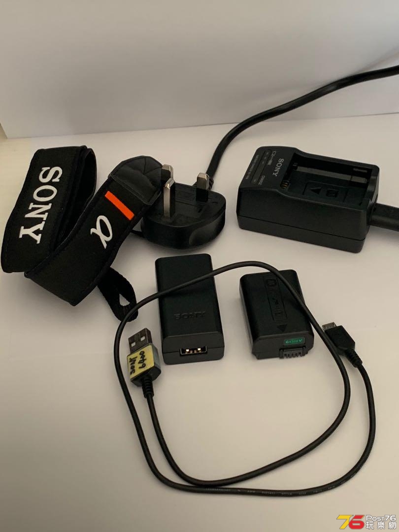 sony_a6400_with_18135_kit_lens__accessories_1581353869_5d417bc9_progressive.jpg