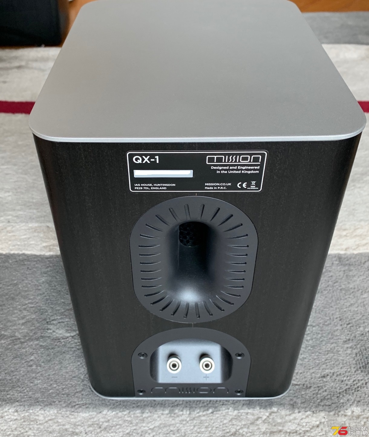 QX_1_Back.jpg