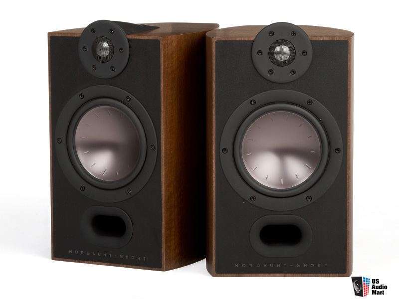 speaker01.jpg