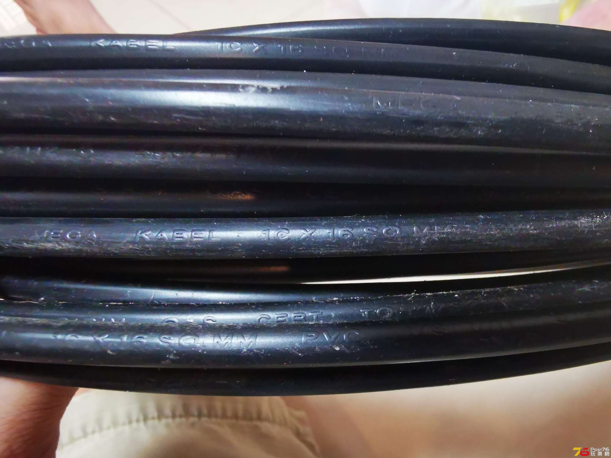 live 和neutral 电线用Mega Kabel 16mm的高级电源紫铜线