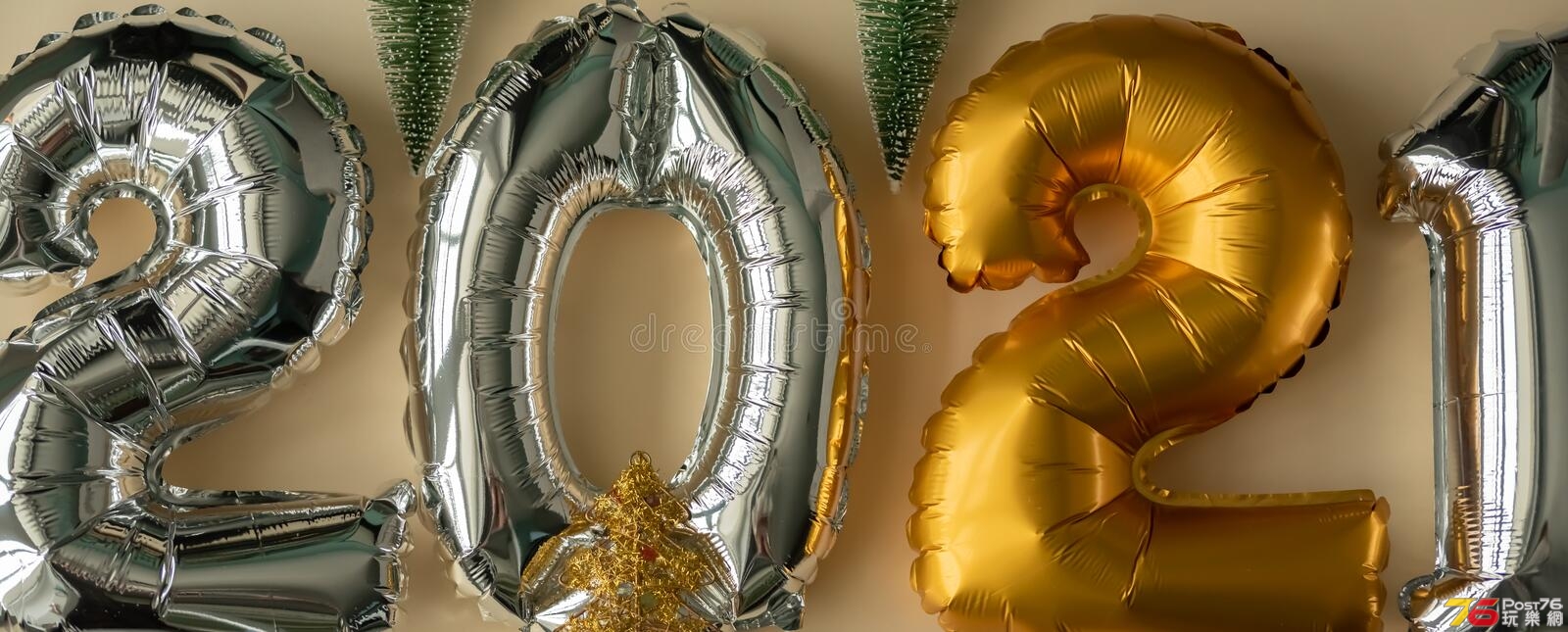 happy-new-year-glittering-inflatable-numbers-happy-new-year-glittering-inflatabl.jpg
