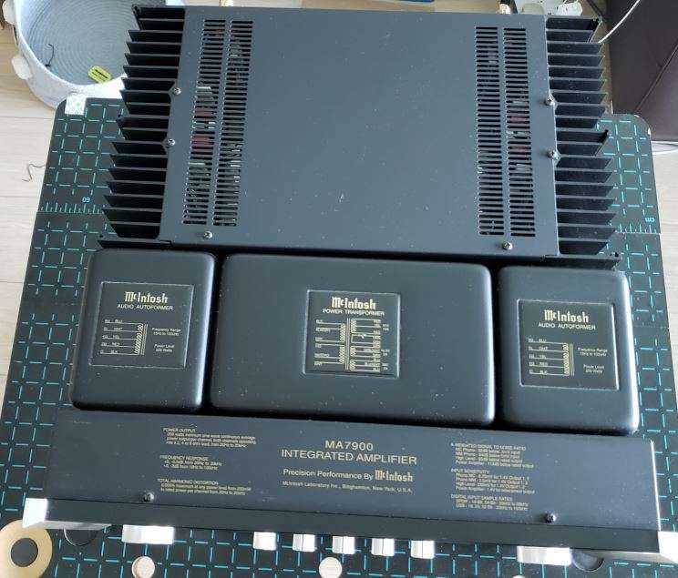 7900-top.JPG