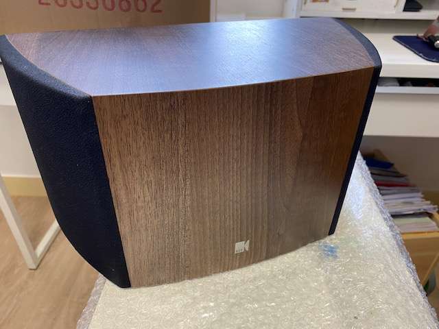 KEF iQ8ds.jpg