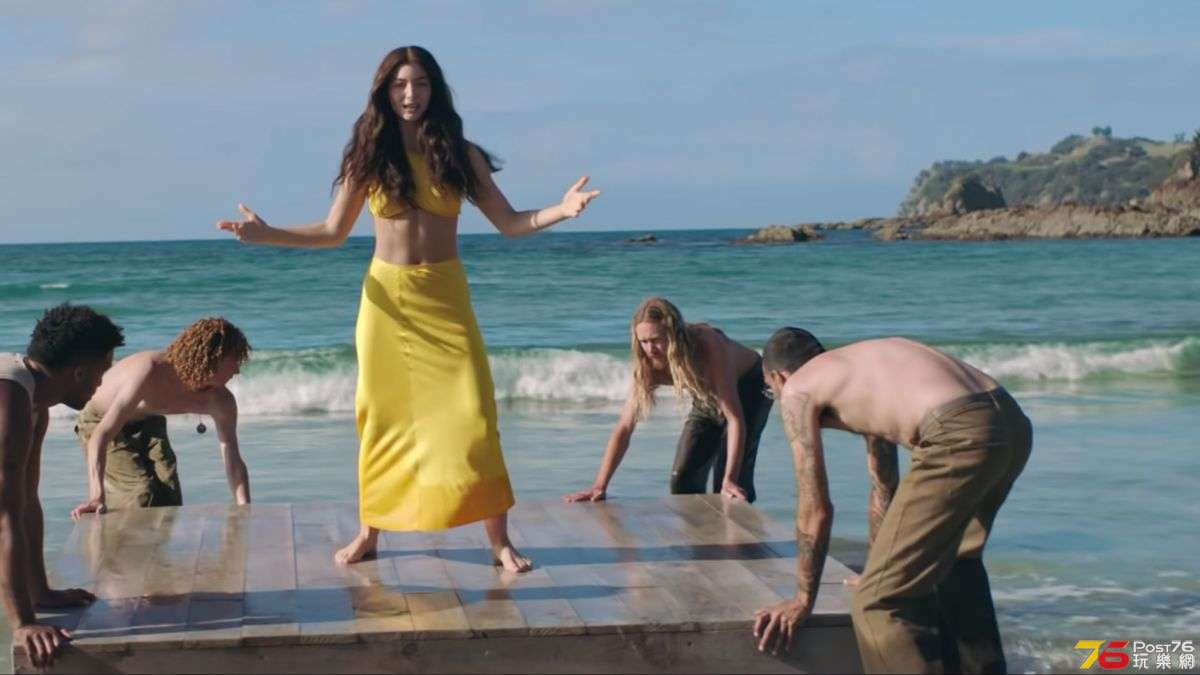 https___cdn.cnn.com_cnnnext_dam_assets_210611082617-lorde-solar-power-music-video.jpg