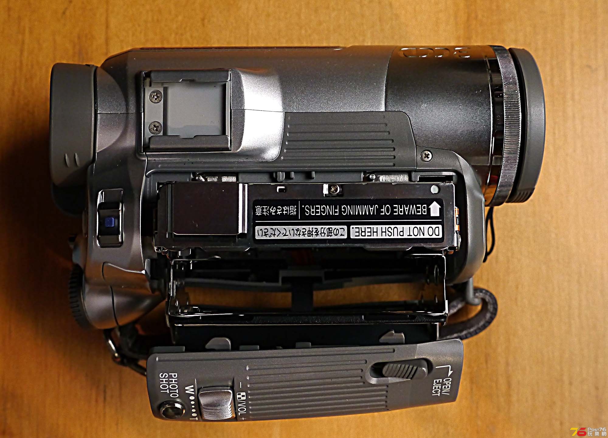 Pana NV-GS180GC-3.jpg