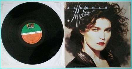 14307-Alannah-MYLES-LP-Contains-the-classic-Black-Velvet.-CHECK-VIDEO.jpg