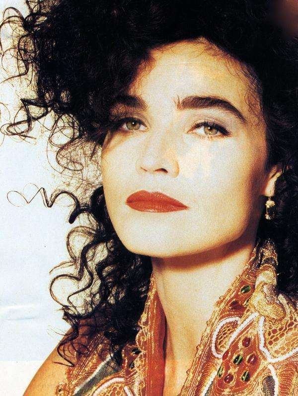 -Alannah-Myles-the-80s-19075996-600-796.jpg