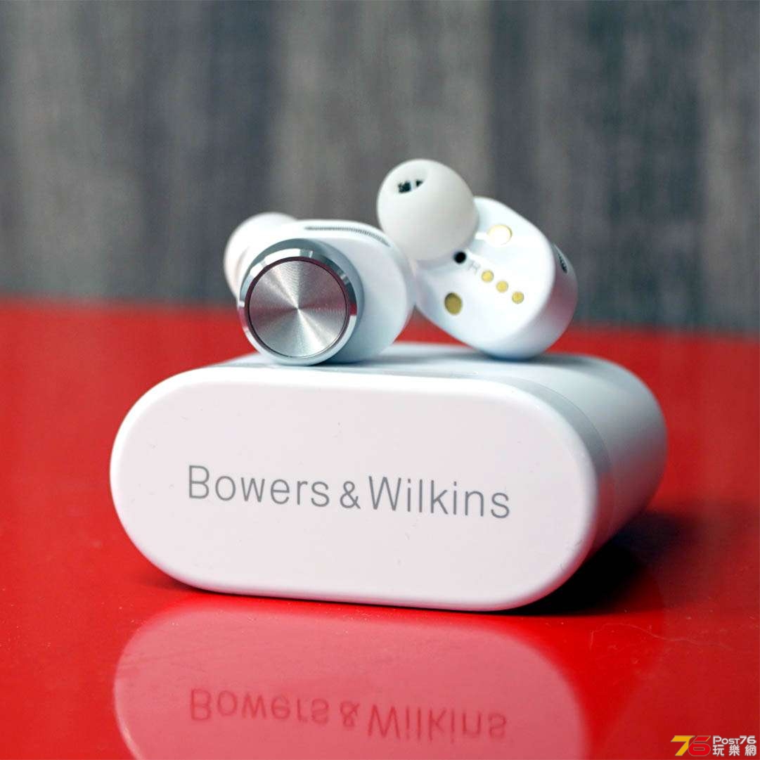 Bowers &amp; Wilkins PI5 IG 04.jpg