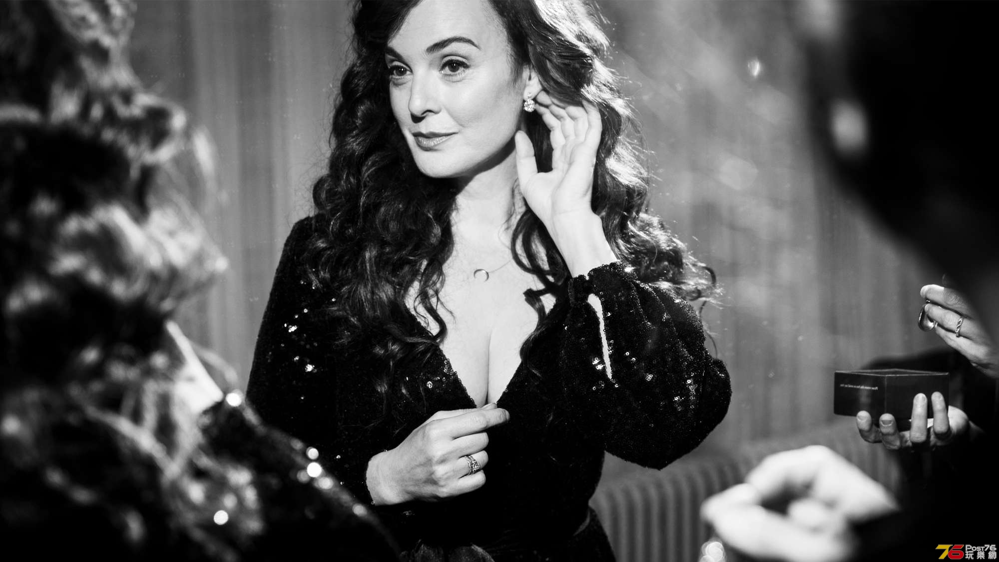 Melissa-Errico-Out-of-the-Dark-Show-Art.pn.jpg