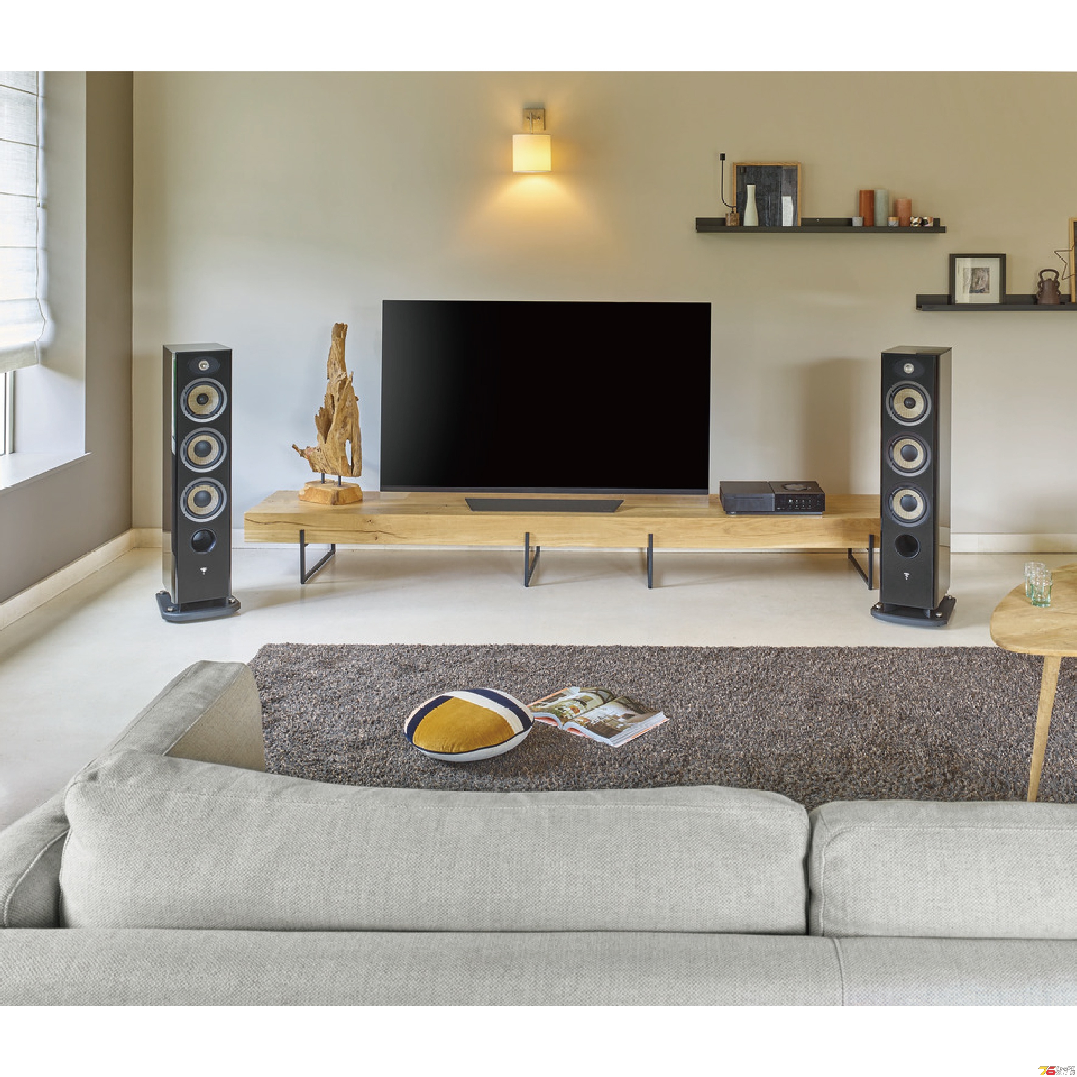 Aria 926 5.jpg