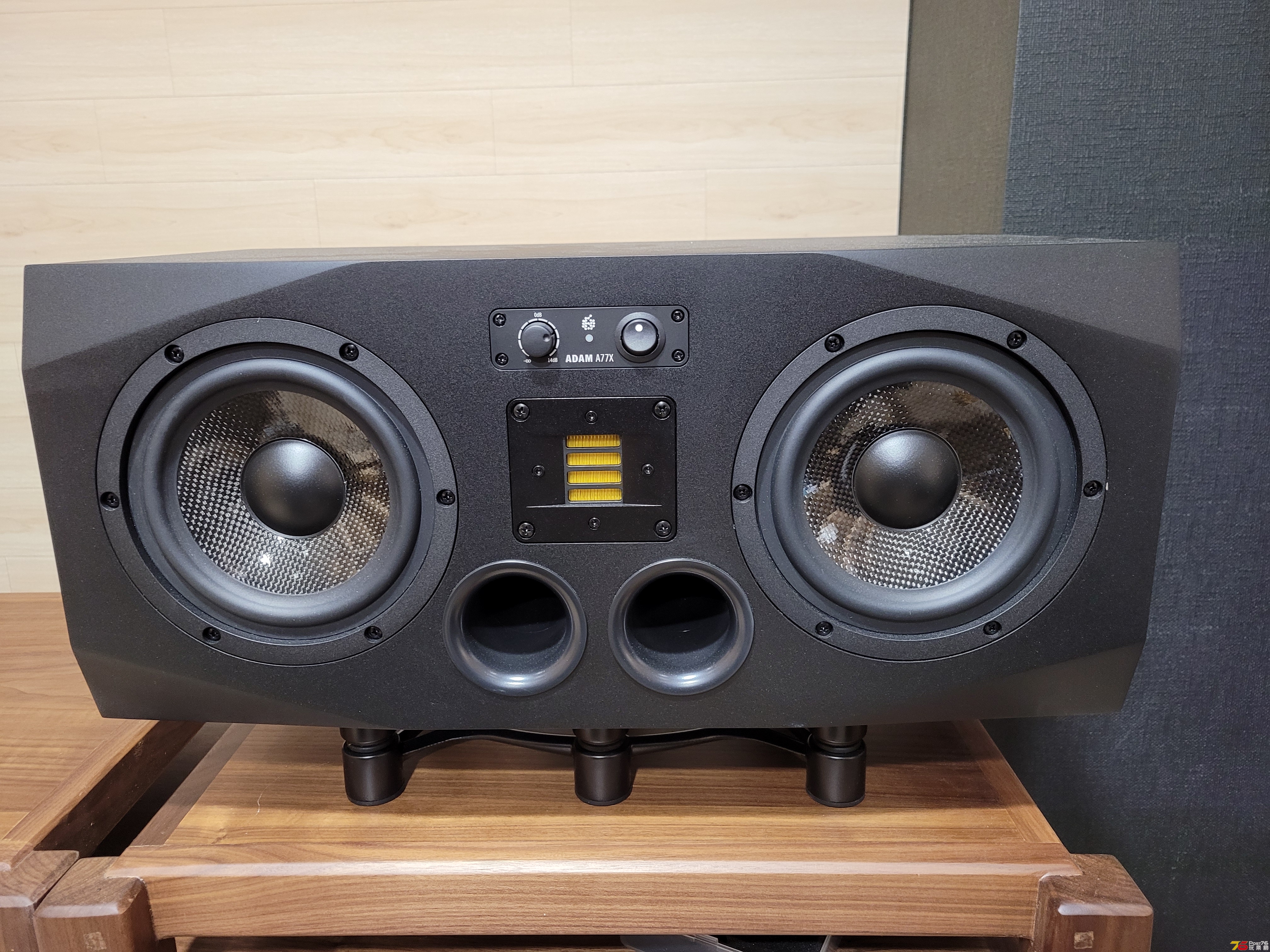 A77X.jpg
