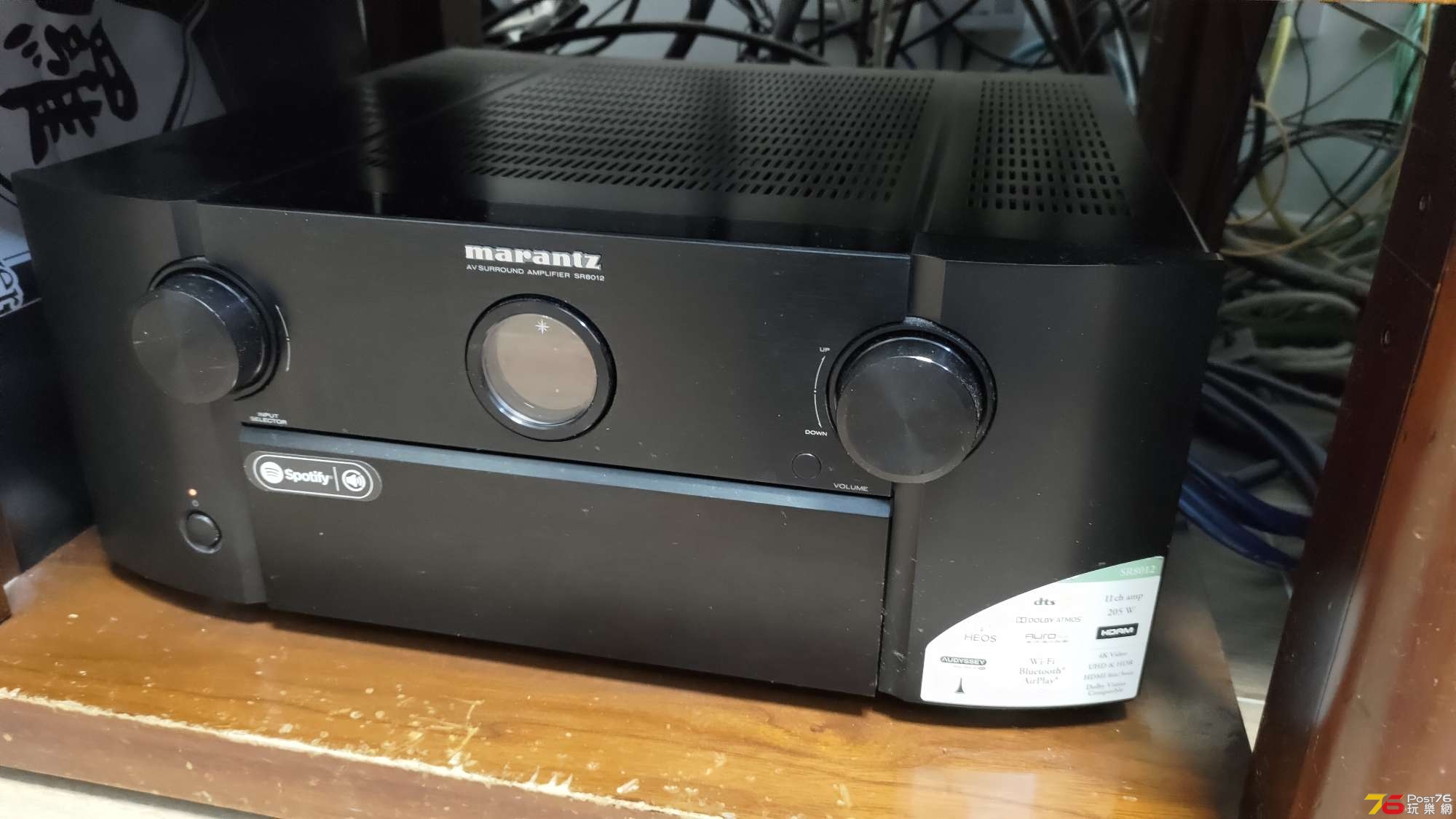 SR8012.jpg
