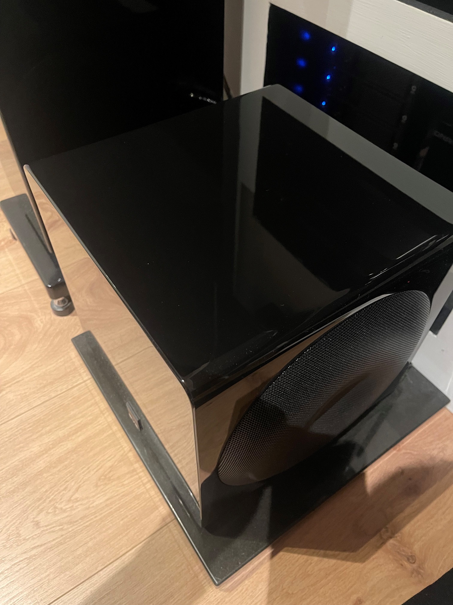 SVS 3000 Black 2.jpg