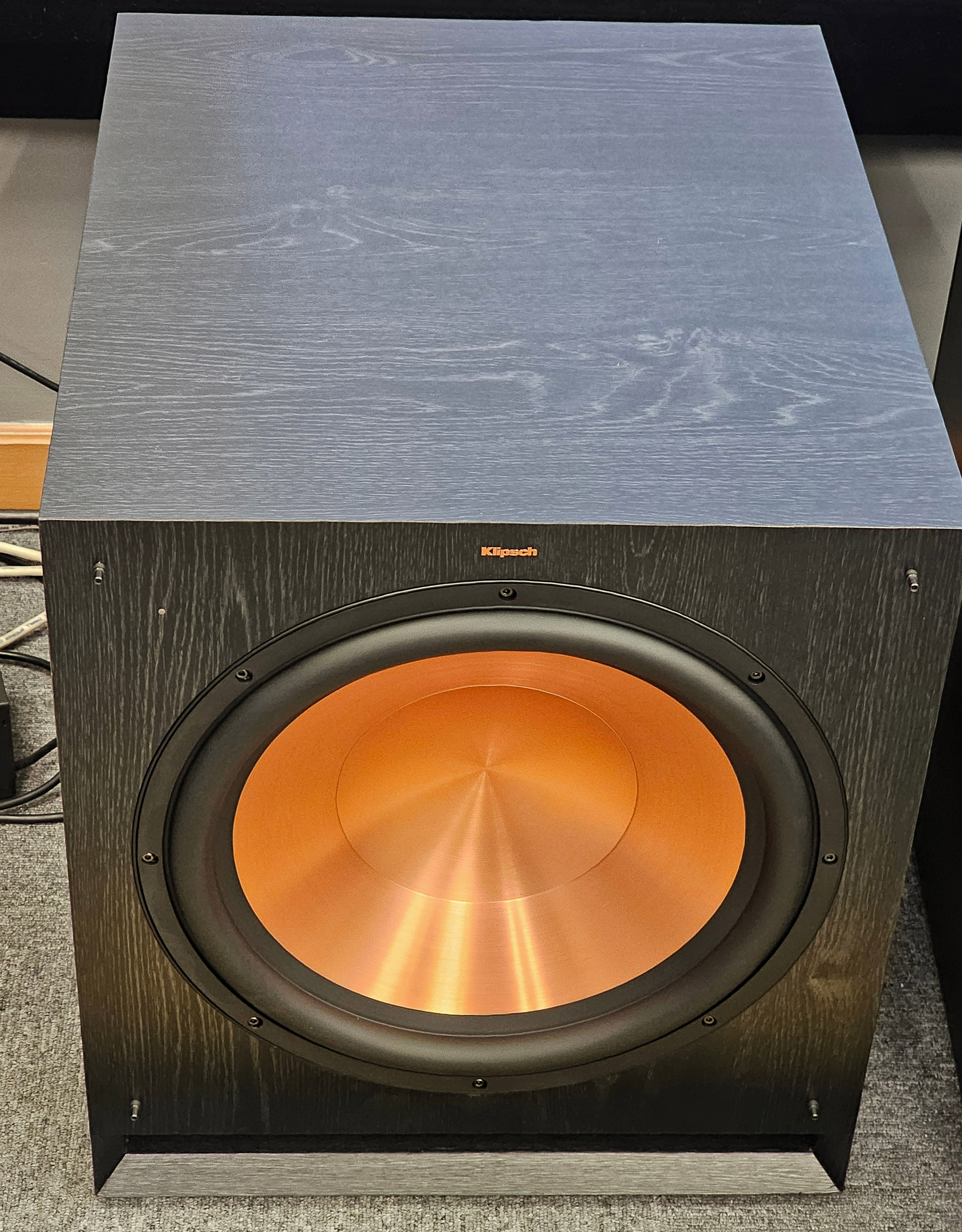 Klipsch R-121SW copy.jpg