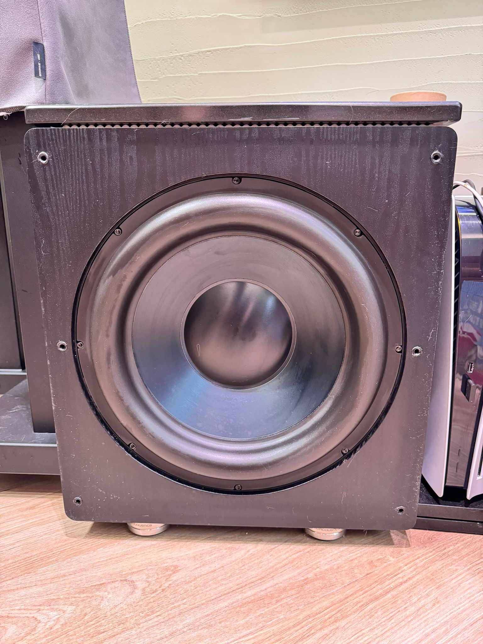 subwoofer.jpg