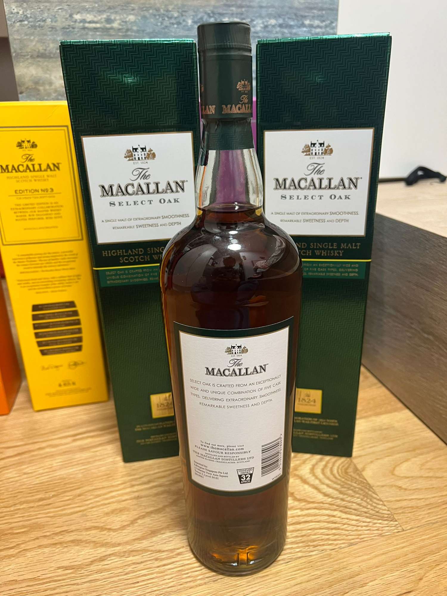 HKD1000