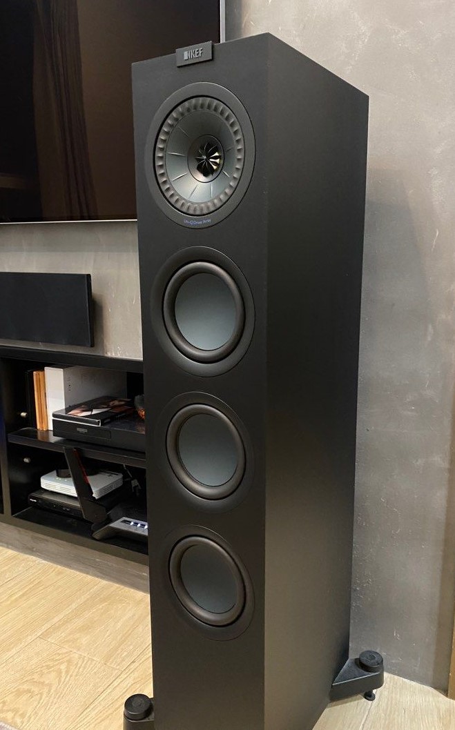 kef_q550__floorstanding_speake_1728397938_6a6cf7d8_progressive.jpg