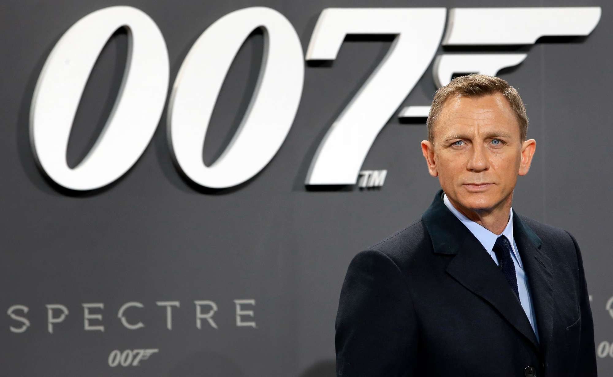 JAMES_BOND-MGM_AMAZON_51676_edit.jpg