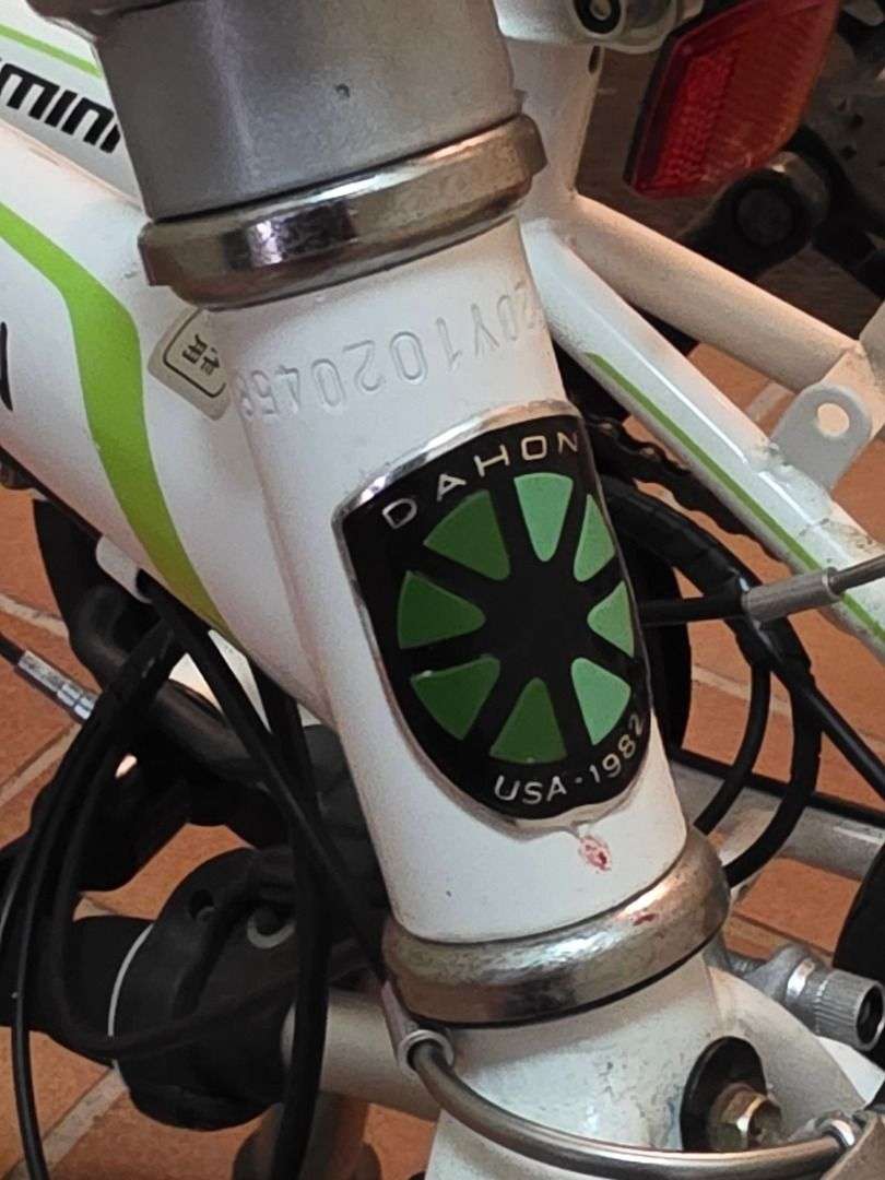dahon_gemini_uno_bat630_16_3_1748673642_6064a5fe_progressive.jpg