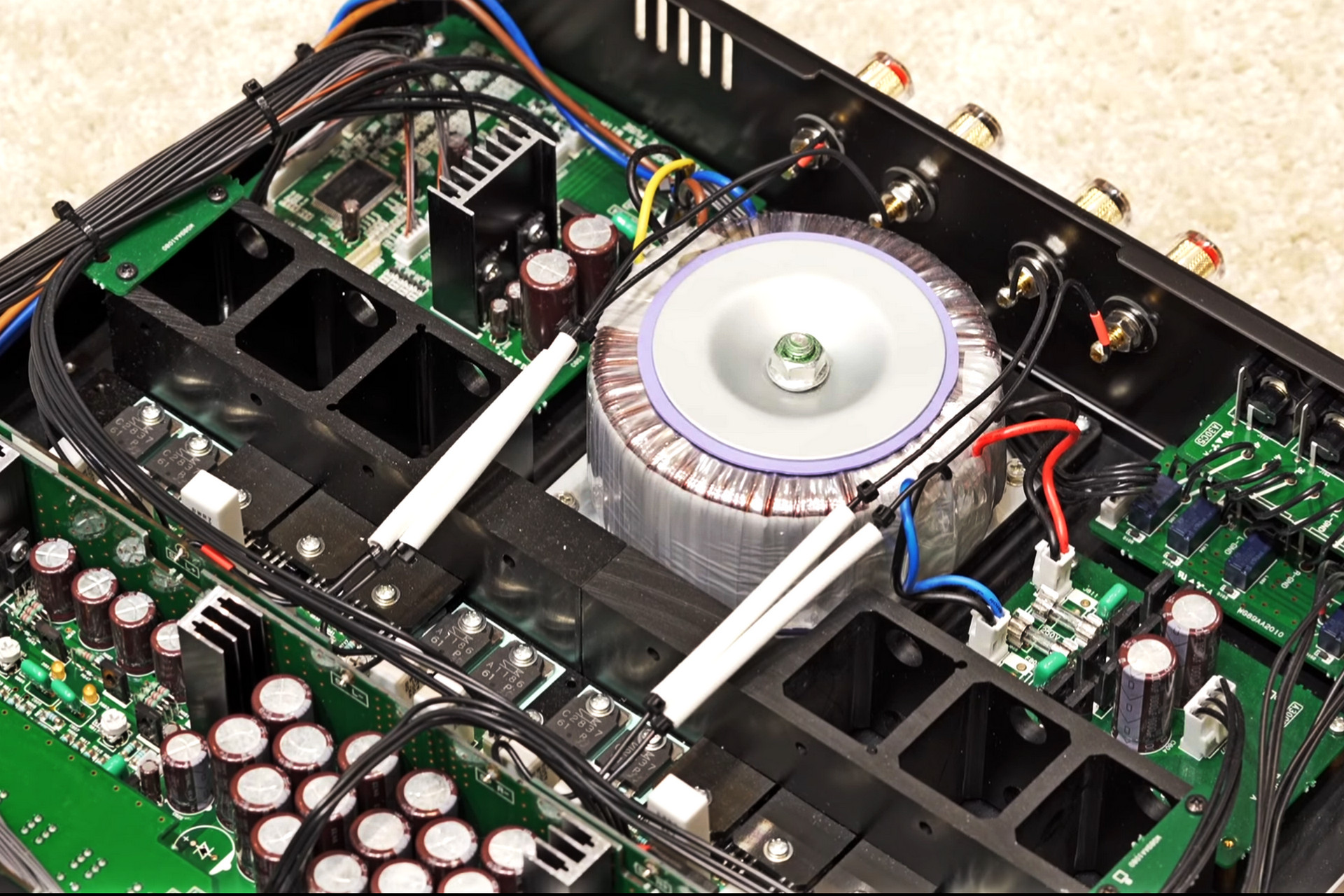 Soulnote E-1_Power Supply.jpg