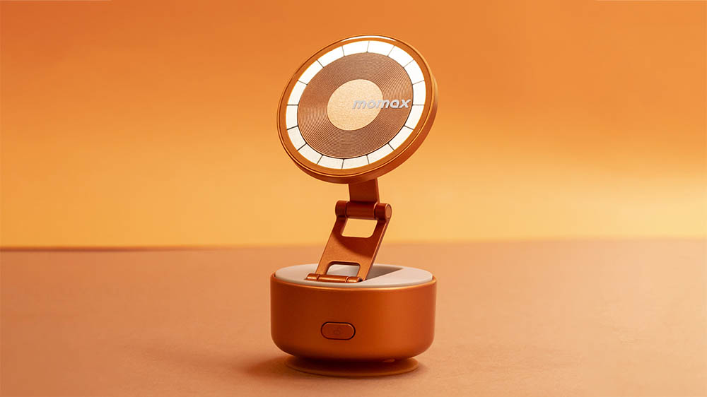 Snap Go Auto Suction Magnetic Phone Stand_02 copy1.jpg