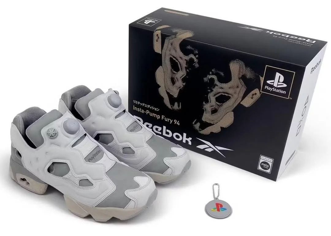 reebok-x-playstation-first-look-v0-m2gmy7eqb5sf1 - 複製.jpg