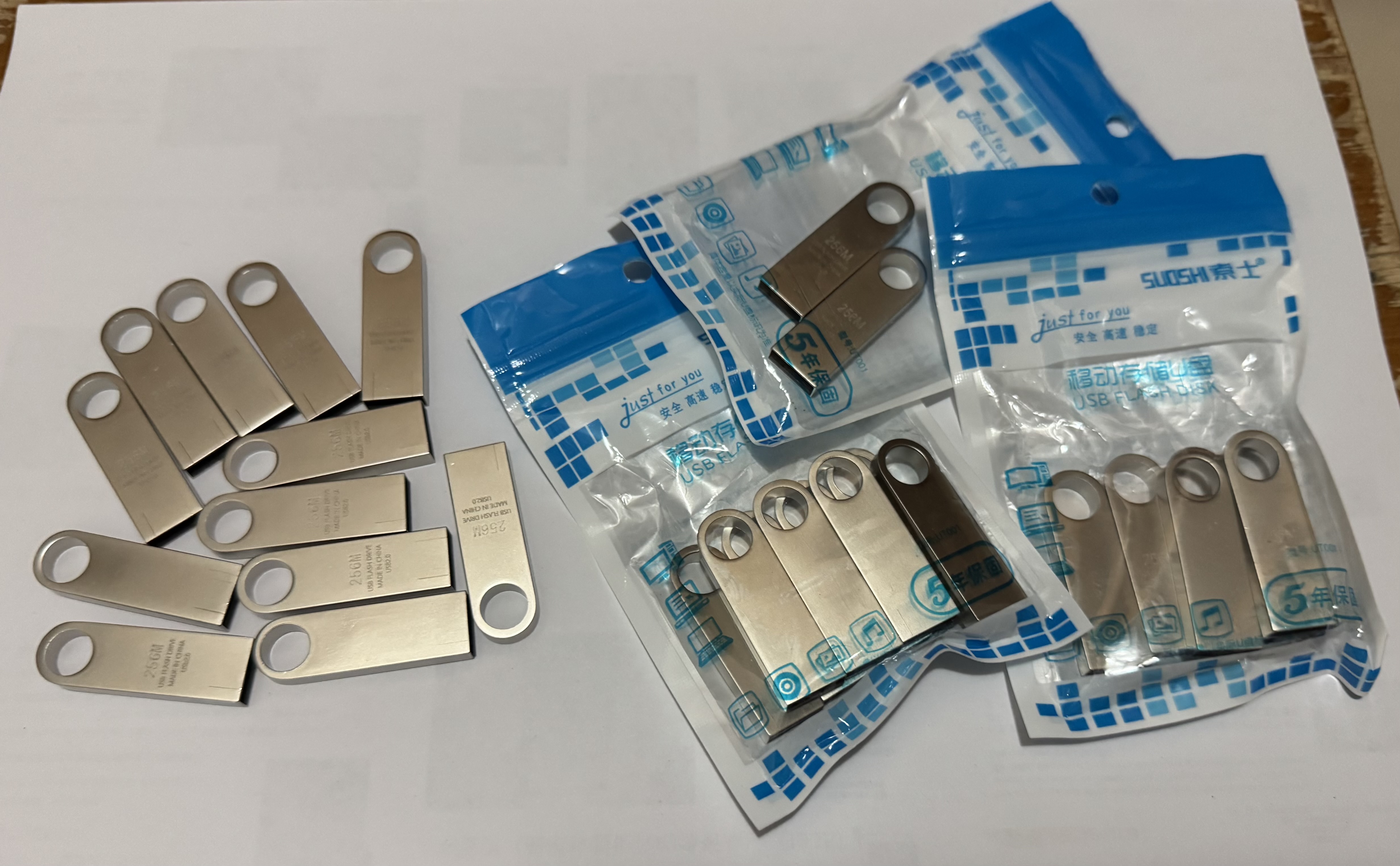 但係隻隻手指一樣，咁點分邊隻打邊隻