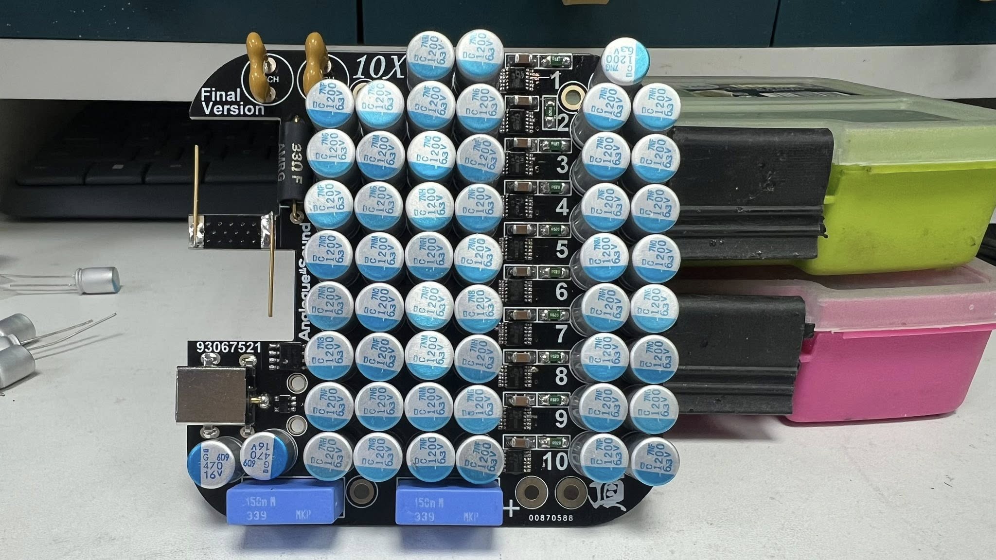 KK Sir系列 - 頂黑