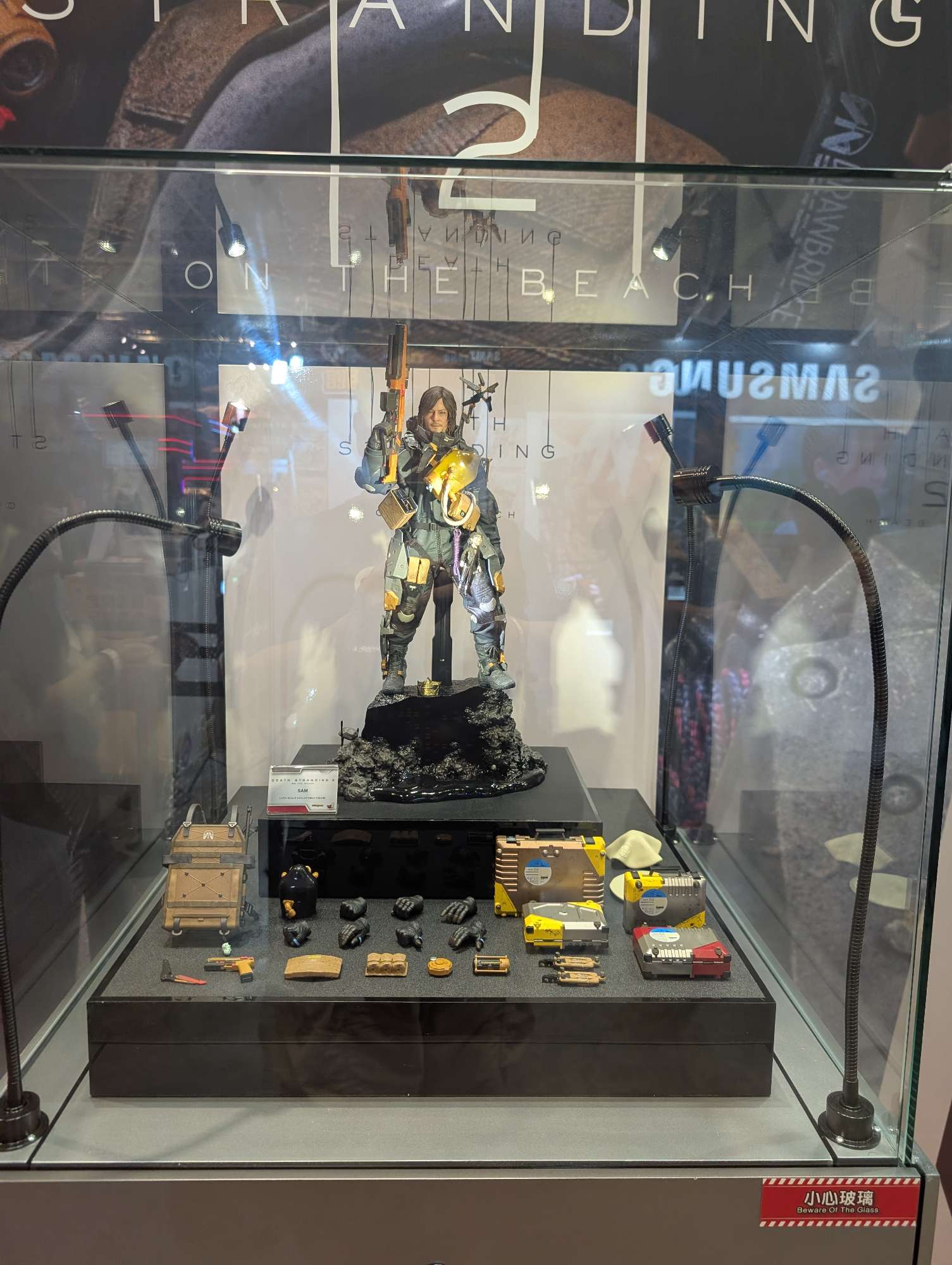 HotToys15.jpg