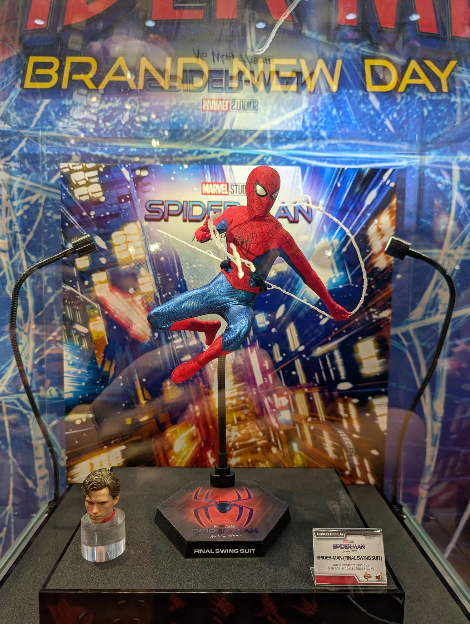 HotToys04.jpg