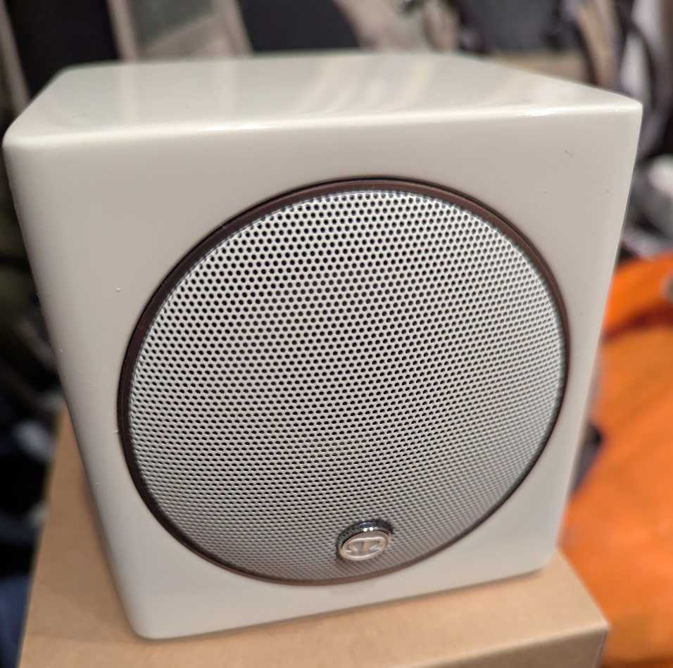 _monitor_audio_radius_hd__atmo_1776255305_38e8167c_progressive.jpg