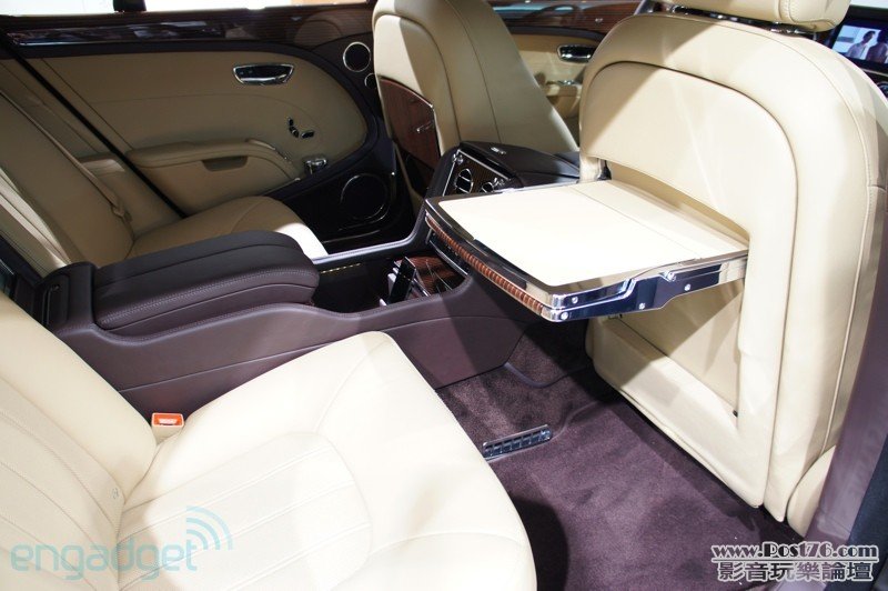 bentley-mulsanne-2011-09-14-800-3-1316029515-1316327576.jpg