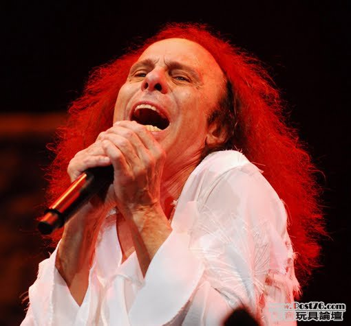 ronnie-james-dio2.jpg