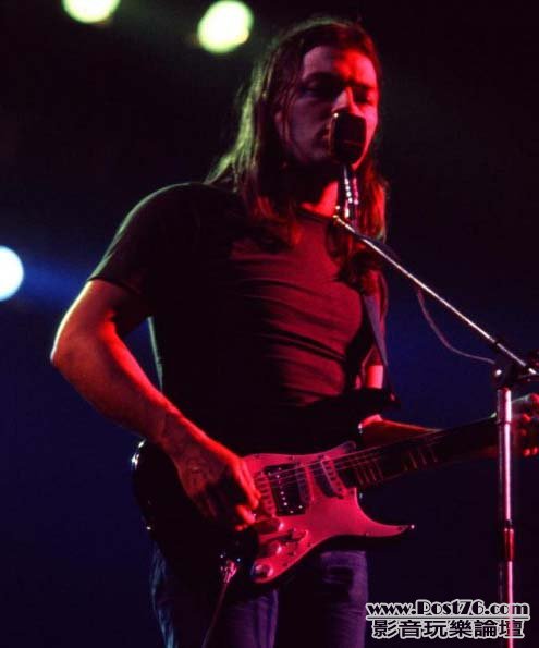 GILMOUR DARK SIDE 2.jpg