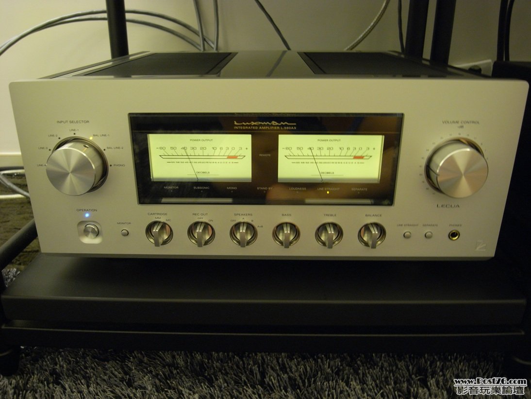 Luxman L-590AX