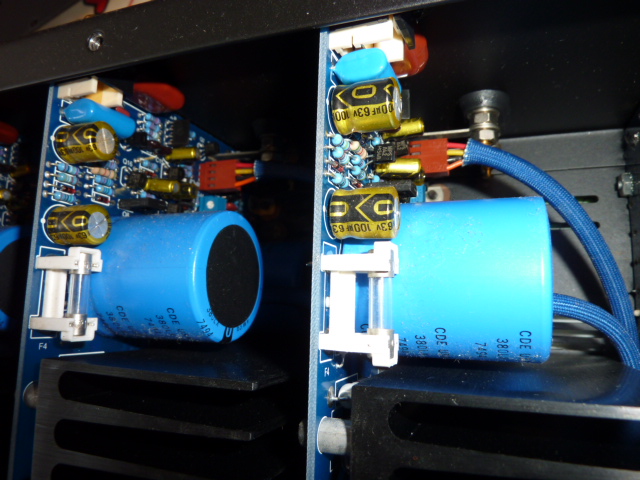 ADCOM 7400(D).jpg