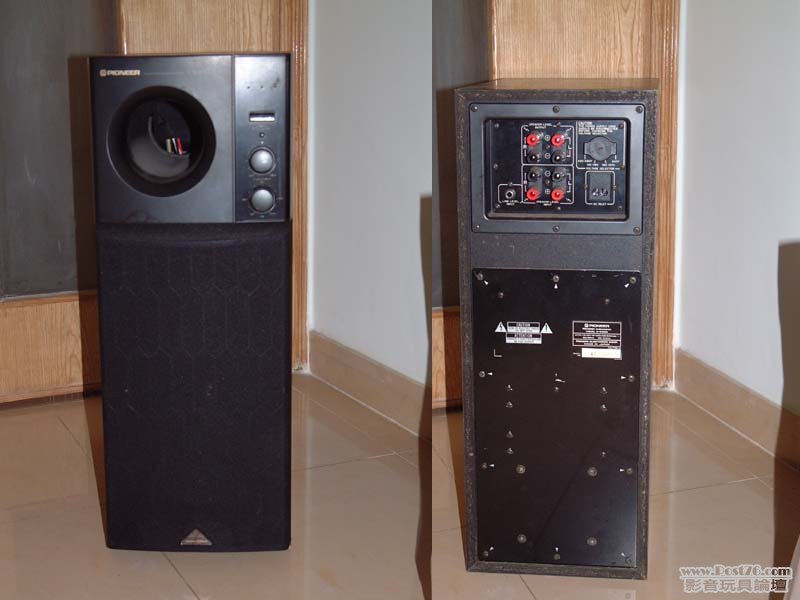Pioneer S-W200.jpg
