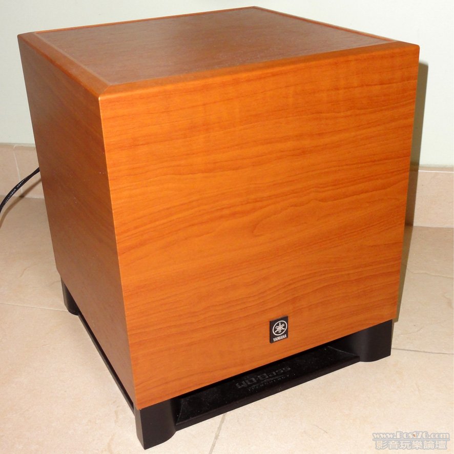 Yamaha NX-SW30 00.jpg