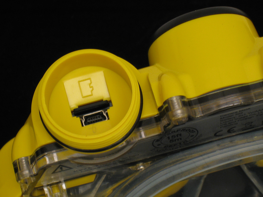 Liquid Image 302 USB Port.jpg