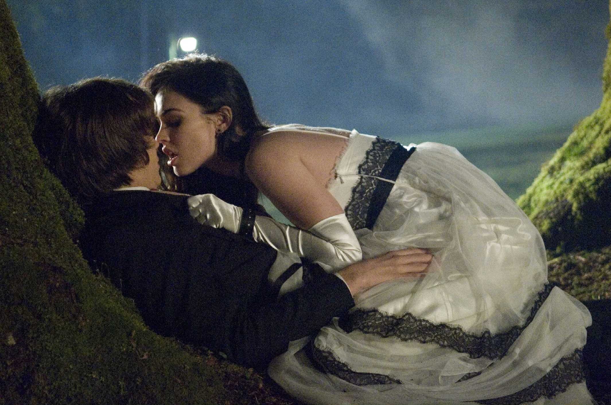 jennifersbody_6.jpg