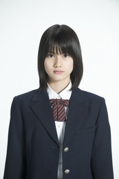 橋本愛.jpg