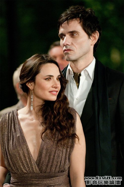 Breaking Dawn 40.jpg