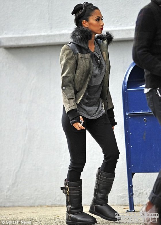 Men-in-Black-III-Nicole-Scherzinger-17-11-10-kc.jpg