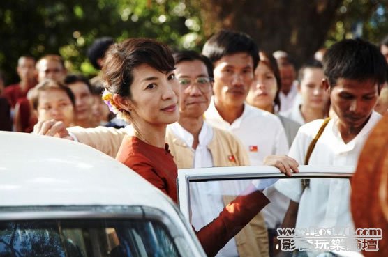 the_lady_movie_image_michelle_yeoh_01.jpg