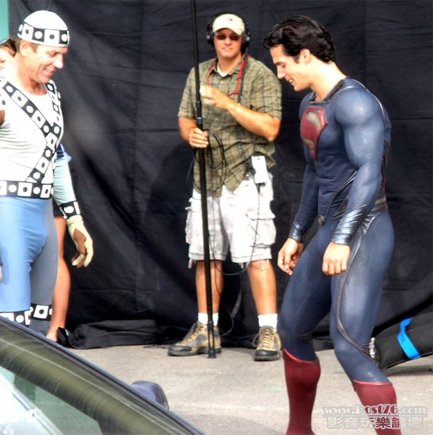 supermanhenrycavillsetpic2.jpg