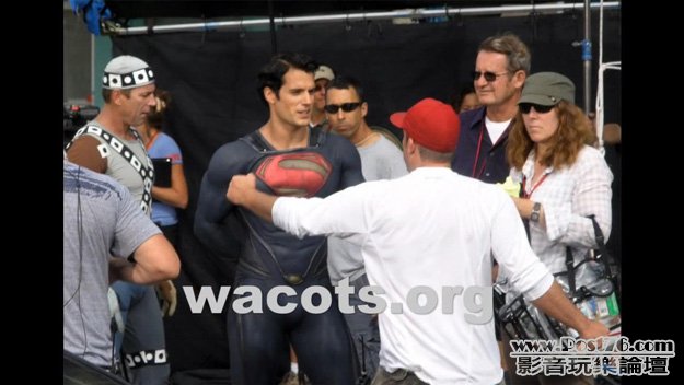 supermanhenrycavillsetpic5.jpg