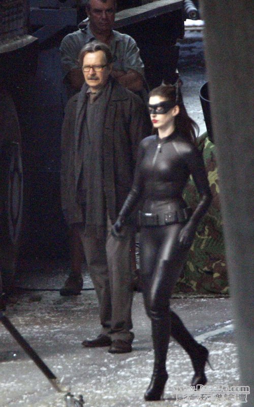 fullcatwomancostume5.jpg