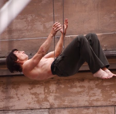 Tom Cruise Stunt MI4.jpg